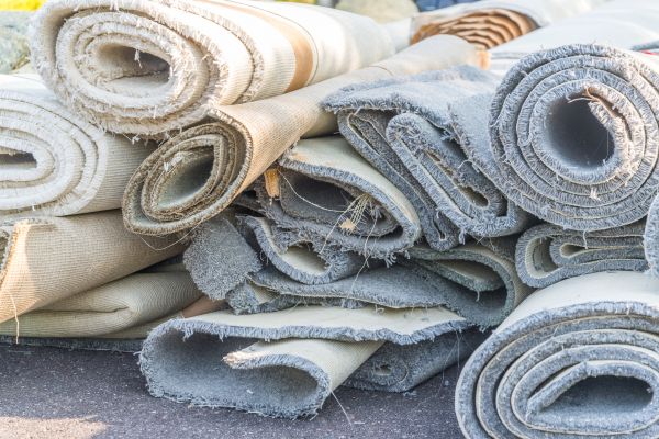 Carpet Removal Service in Lynnwood