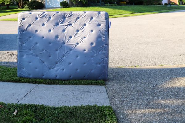 Mattress Removal Service in Lynnwood