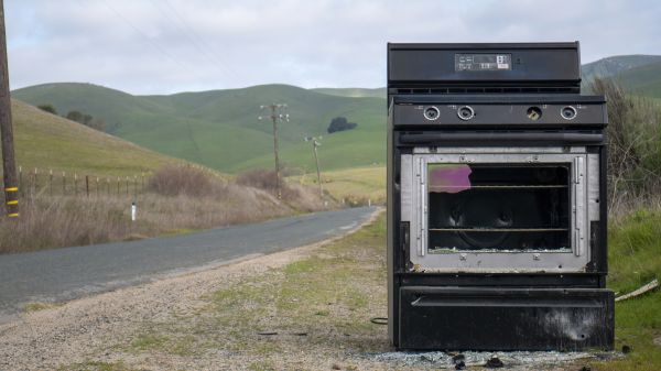 Oven Disposal Service in Lynnwood