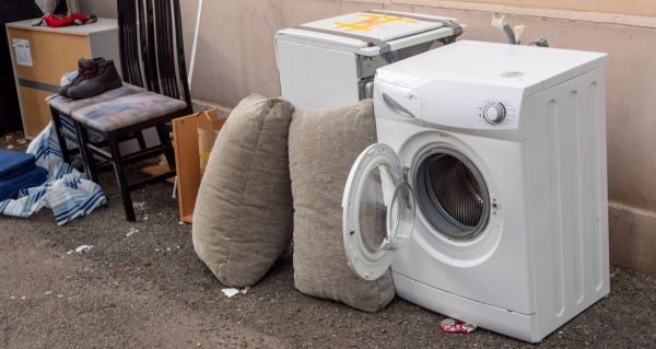 Washer Dryer Disposal in Lynnwood