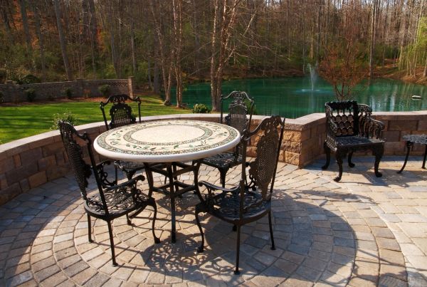 Patio Furniture Removal in Lynnwood